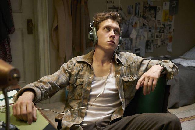 George MacKay as Bill Turcotte.11/22/63 1, ep. 6 "The Truth"