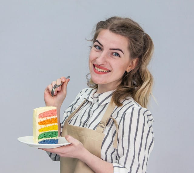 The Great British Bake Off - Julia